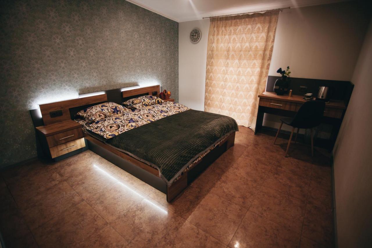 4Rooms Winnyzja Exterior foto